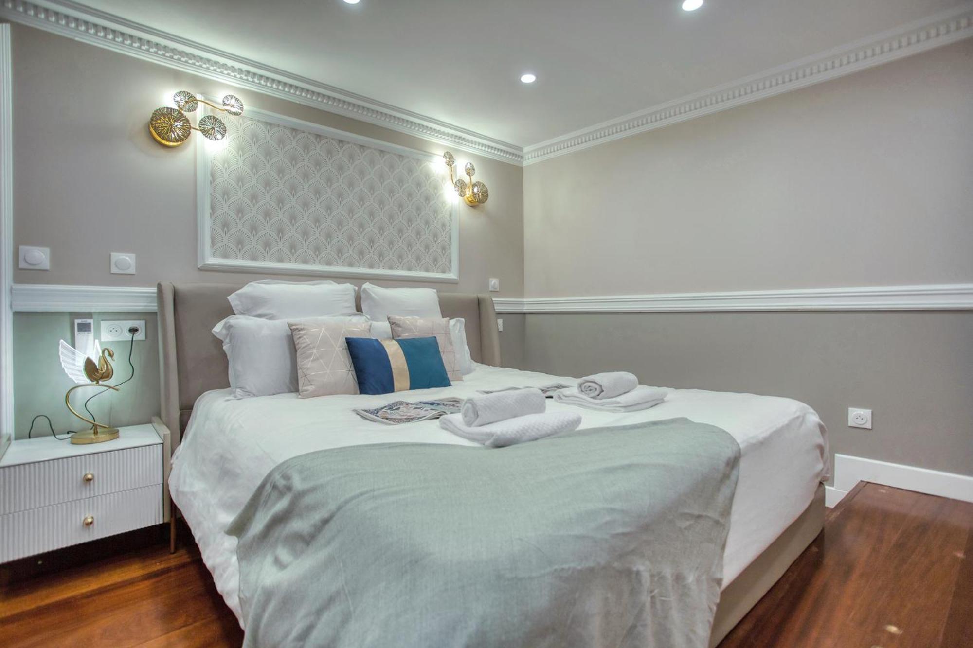 Elegant Triplex In Paris - Ideal For 10 - Aircon Екстериор снимка