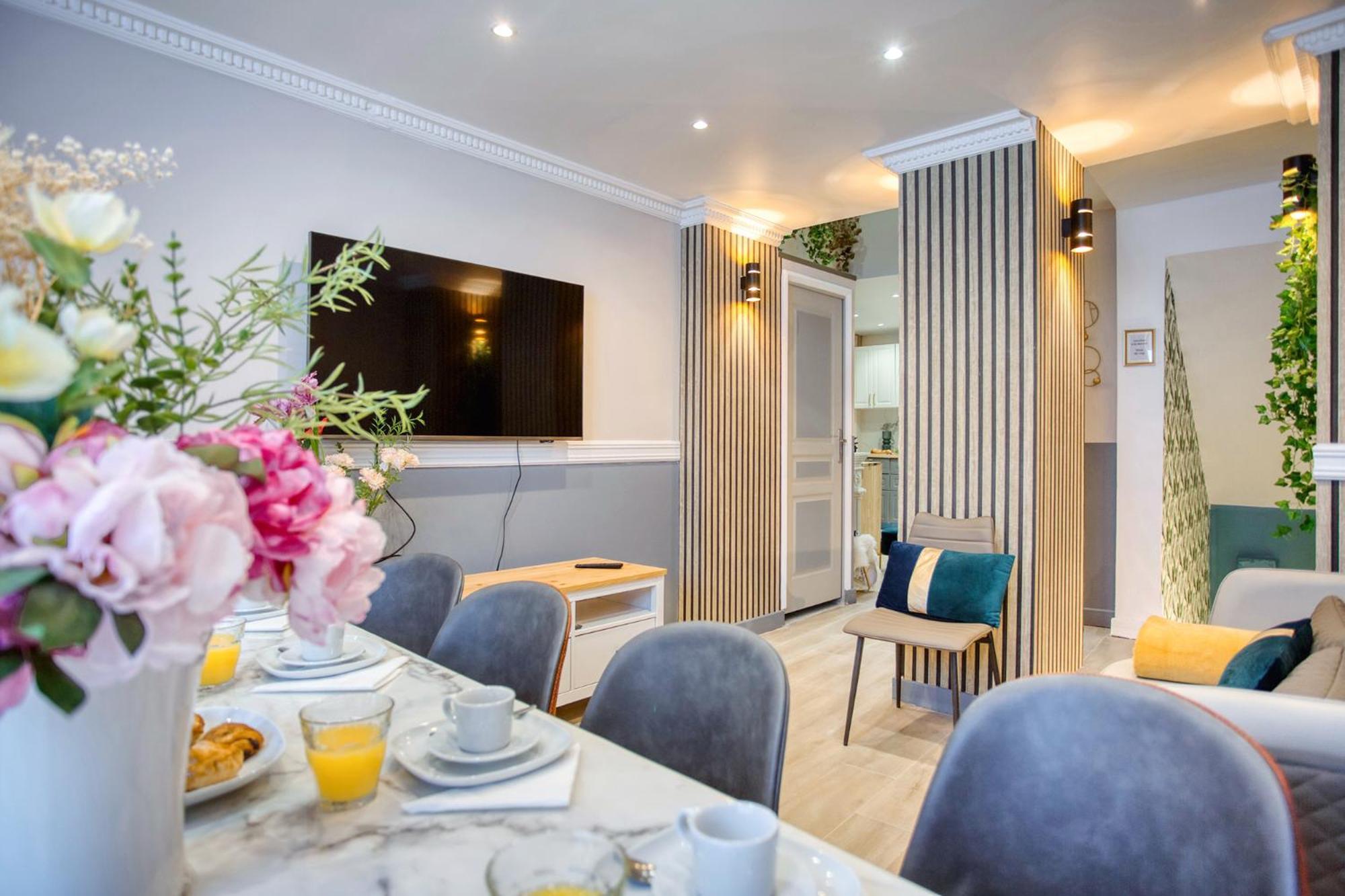 Elegant Triplex In Paris - Ideal For 10 - Aircon Екстериор снимка
